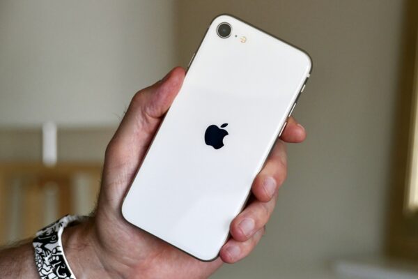 SE 2020 PTA WHITE 64 gb - Image 2